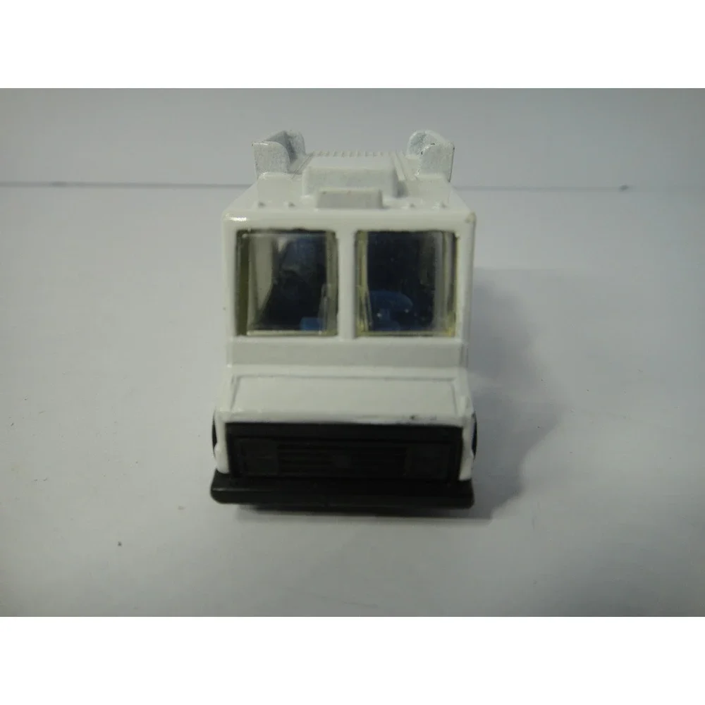 Hot Wheels 1983 Good Humor Truck White Die-Cast Ice Cream Van Mattel Malaysia